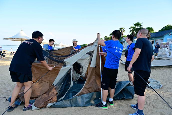 ׯ�к���Ϸ(�й�)�ɷ����޹�˾-����